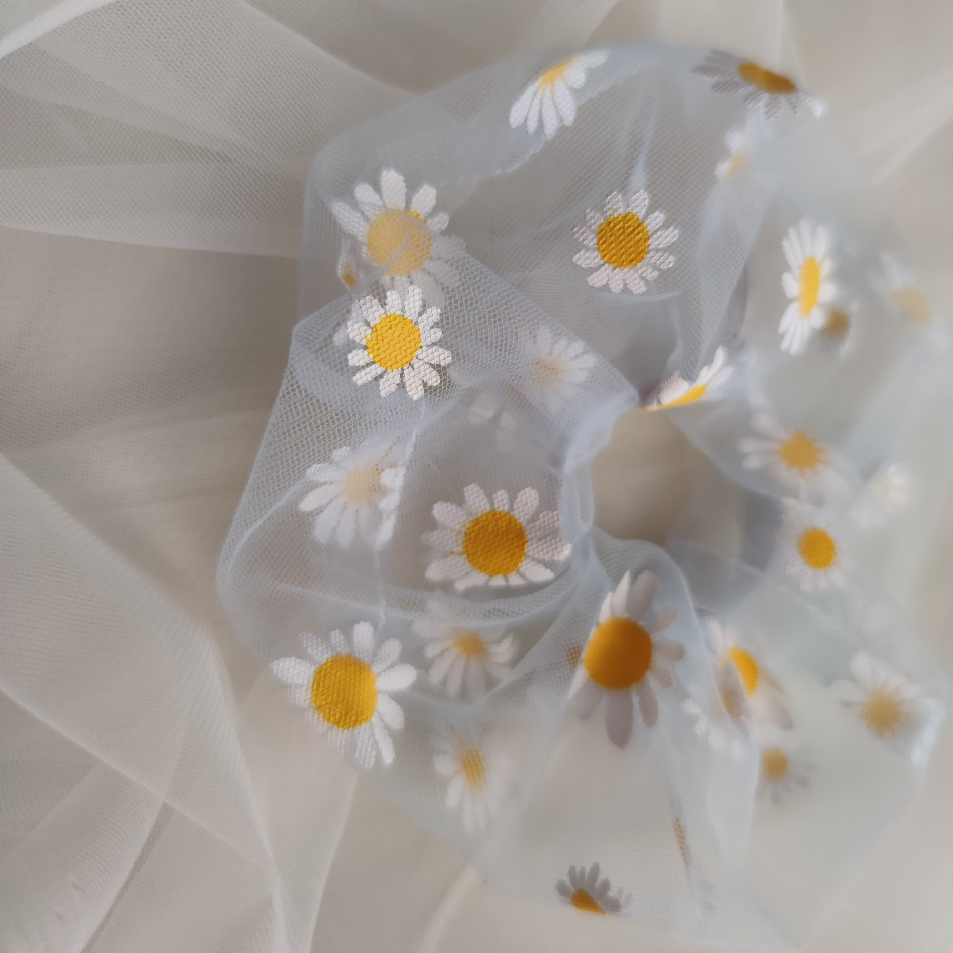 Scrunchies hoạ tiết hoa cúc - Dây cột tóc vải lưới hoa cúc in