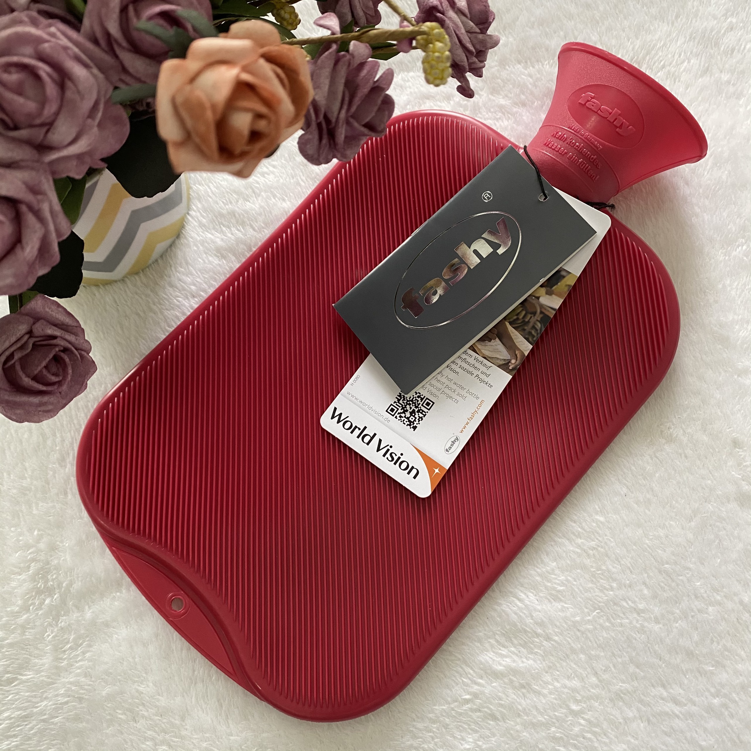 Túi chườm nóng lạnh nhập khẩu 100% từ Đức thương hiệu Fashy dòng cổ điển, tiêu chuẩn chất lượng Châu Âu giúp giảm các cơn đau kỳ kinh nguyệt, đau đầu,... hạ sốt tự nhiên, phù hợp cho người lớn, nhiều màu sắc