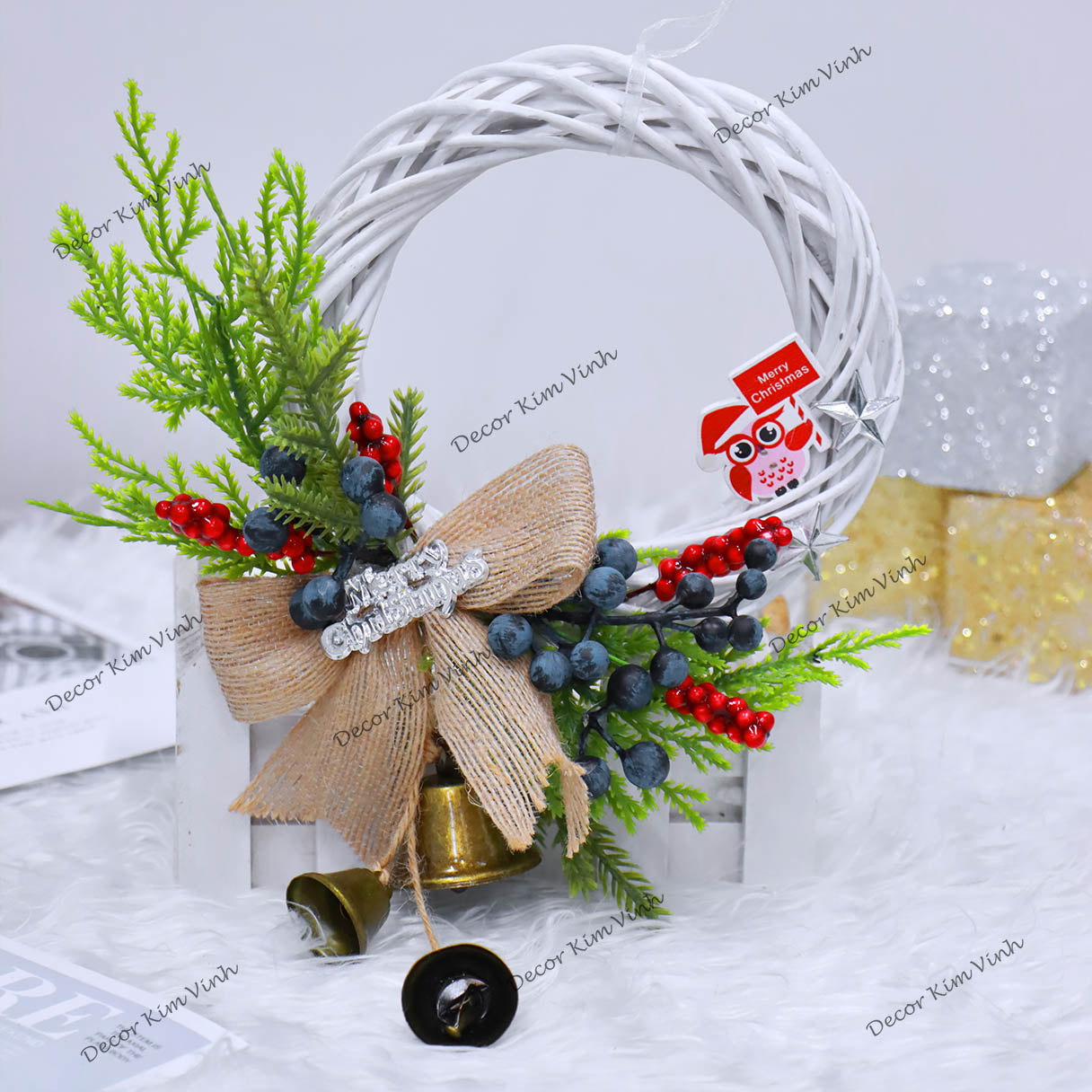 Vòng Hoa Noel VN08 15CM Vòng Nguyệt Quế Giáng Sinh Có Đèn
