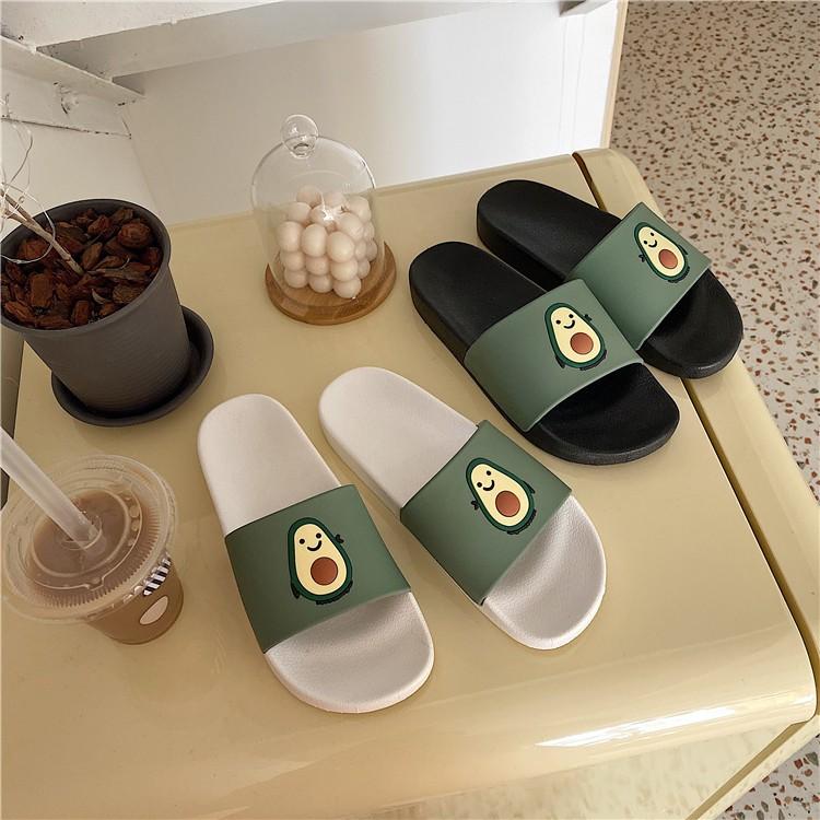 Dép hình quả bơ cute ciuciu.store chỉ còn màu Trắng form dép nhỏ