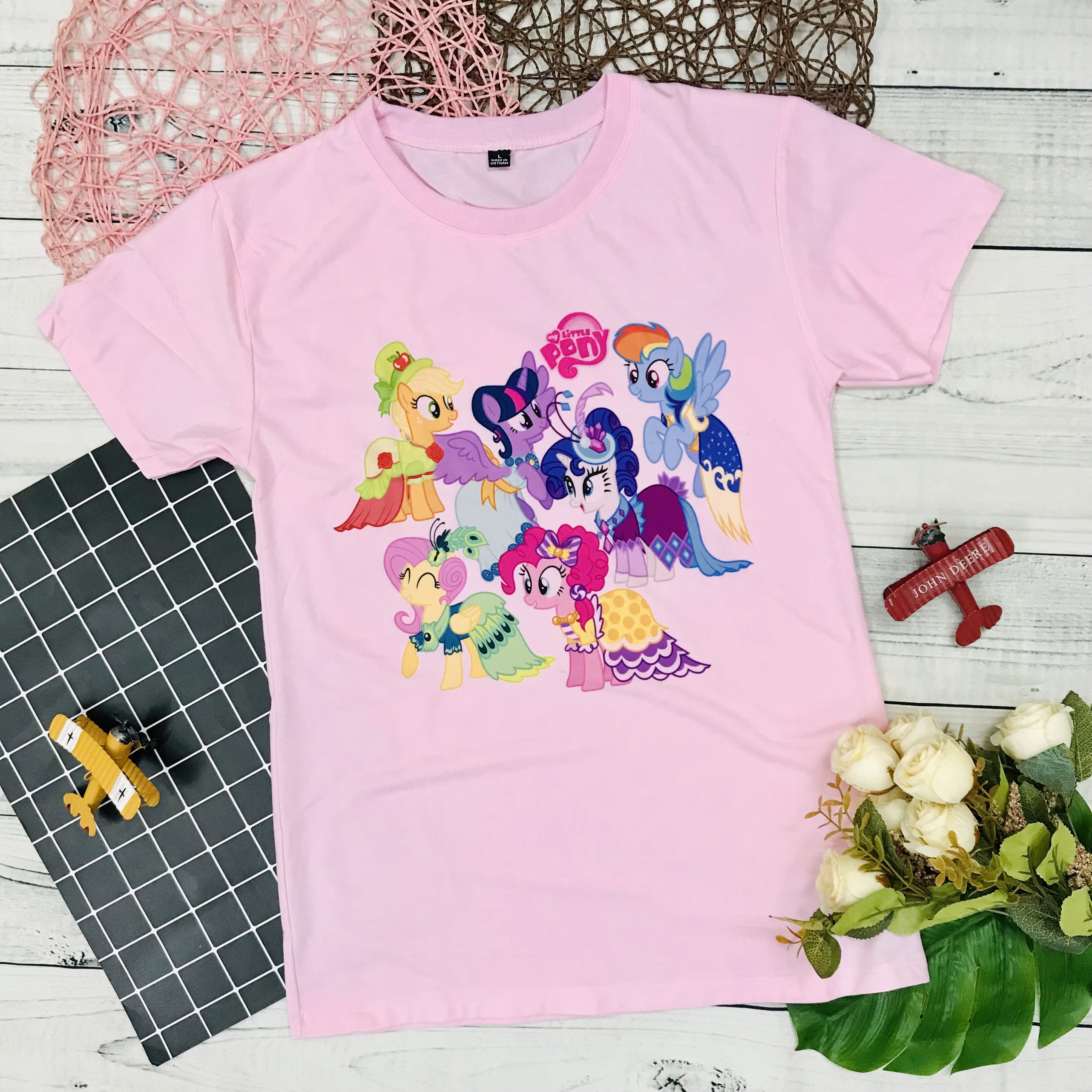 Áo thun Hồng Ngựa Pony cho bé gái cổ tròn