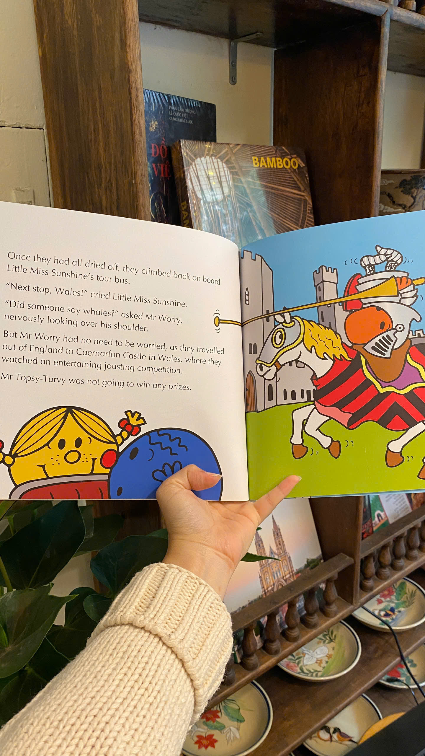 Sách - Mr. Men: The Great British Tour by Roger Hargreaves | Children's English Picture Book