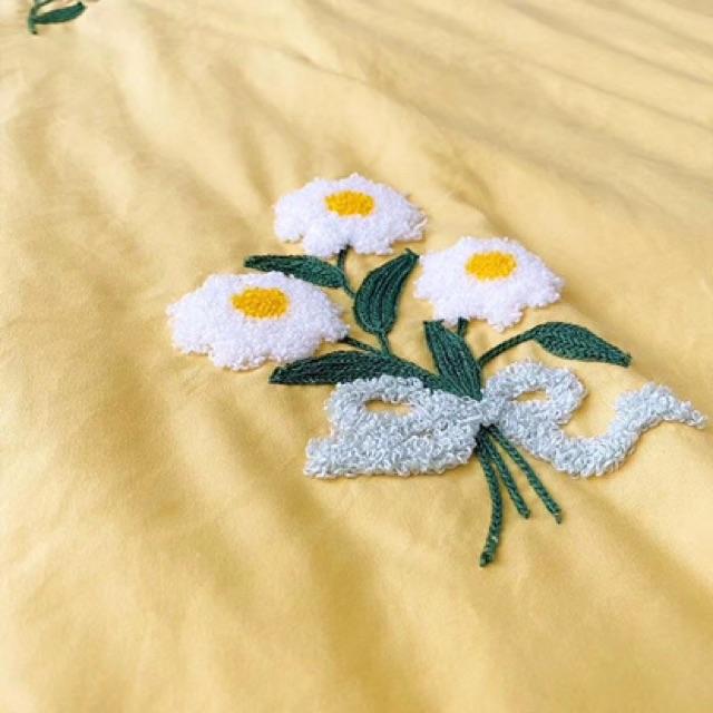 Set Chăn Ga Gối Đũi Thêu Cúc Hoạ Mi Hàng Nhập Khẩu Cao Cấp 4 Món Chăn Trần Sẵn