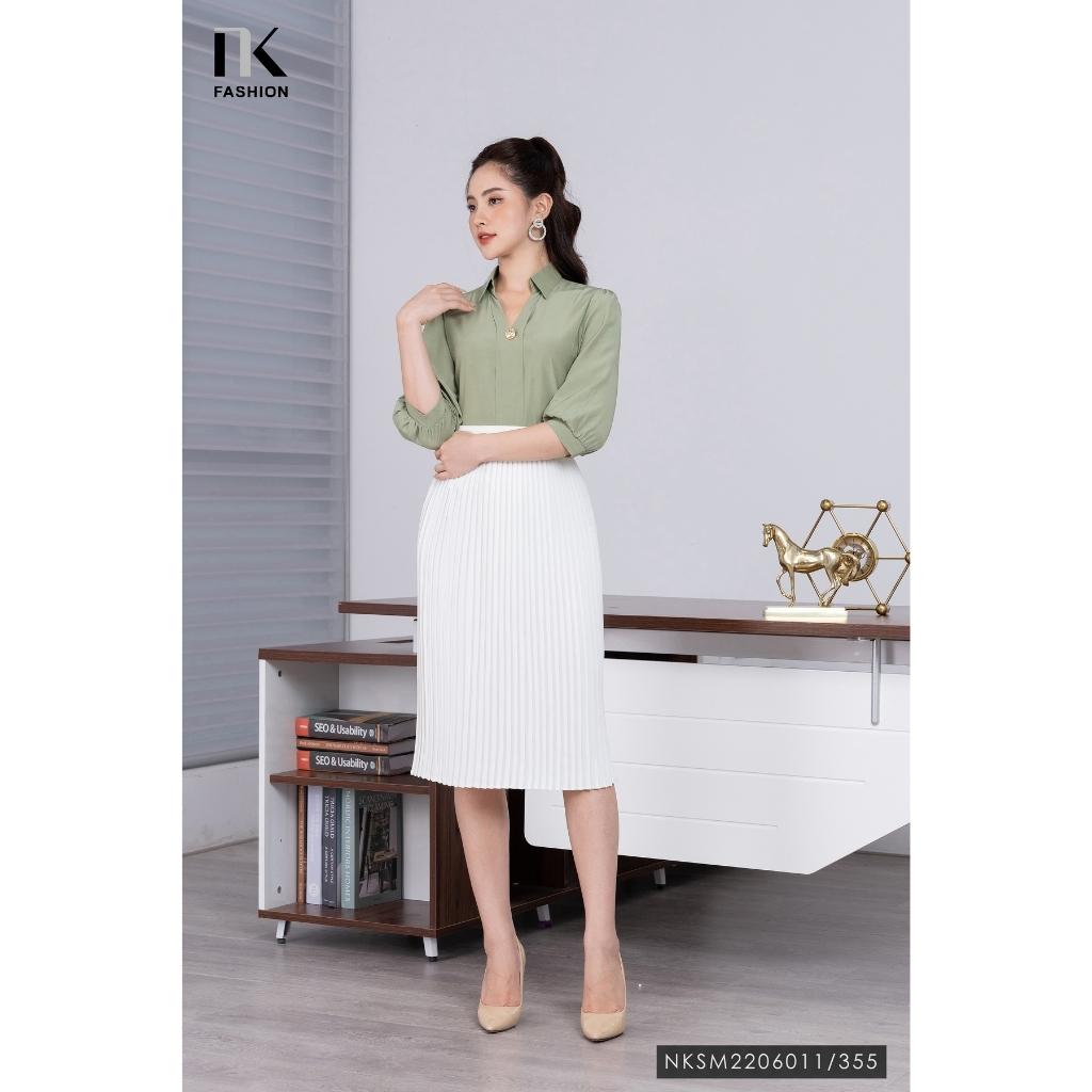 Áo Sơ Mi Nữ Tay Lỡ NK FASHION Thiết Kế Cổ Chữ V Vạt Dọc Độc Đáo Chất Vải Nhập Hàn Cao Cấp Không Nhăn Nhàu NKSM2206011