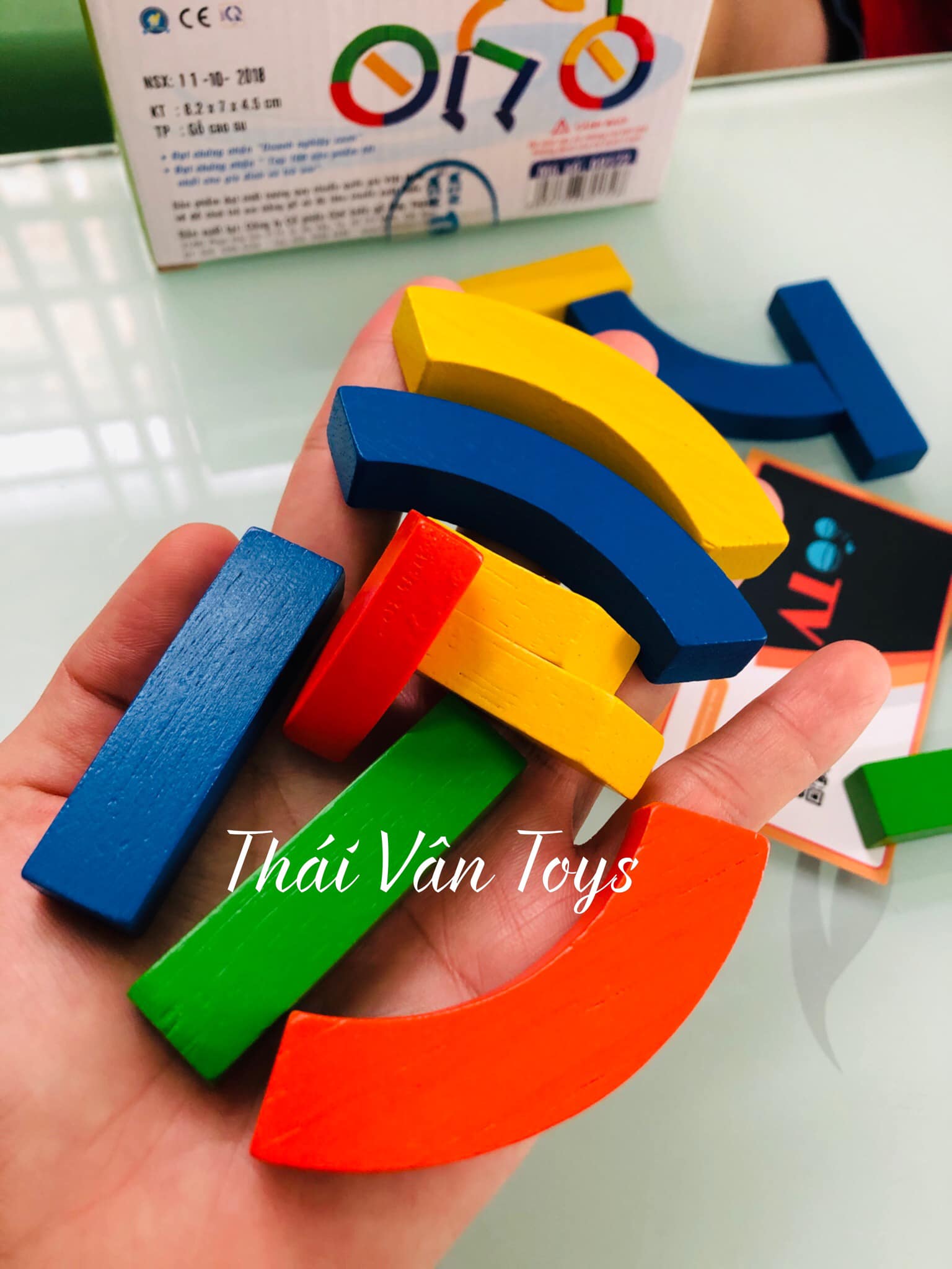 Ghép hình hoạt động thể dục thể thao từ các chi tiết gỗ | Bộ xếp hình thể thao Việt Nam