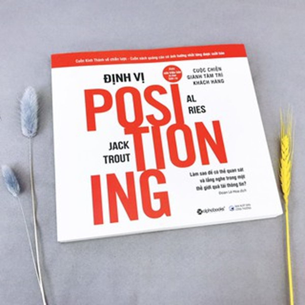 Định Vị (Tái Bản) Tặng Kèm Bookmark Tuyệt Đẹp