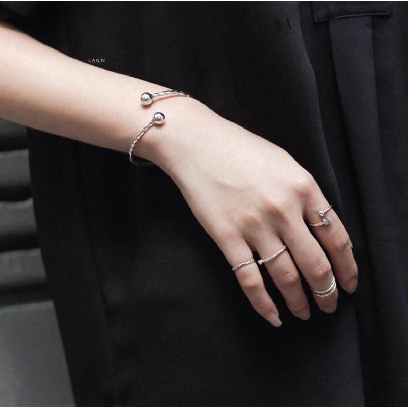 Kiềng hai đầu tròn thân xoắn S925 LANN