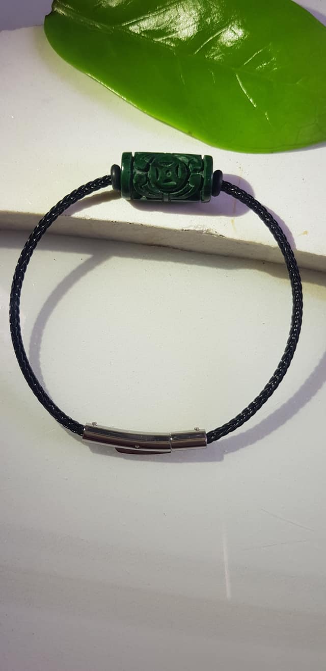 Vòng tay charm Lu Thống Đồng Tiền Đẹp Đá Cẩm Thạch tự nhiên Xanh Đậm đẹp dây đen có khoen Hợp Nữ mệnh Thủy mệnh Mộc hợp ạ