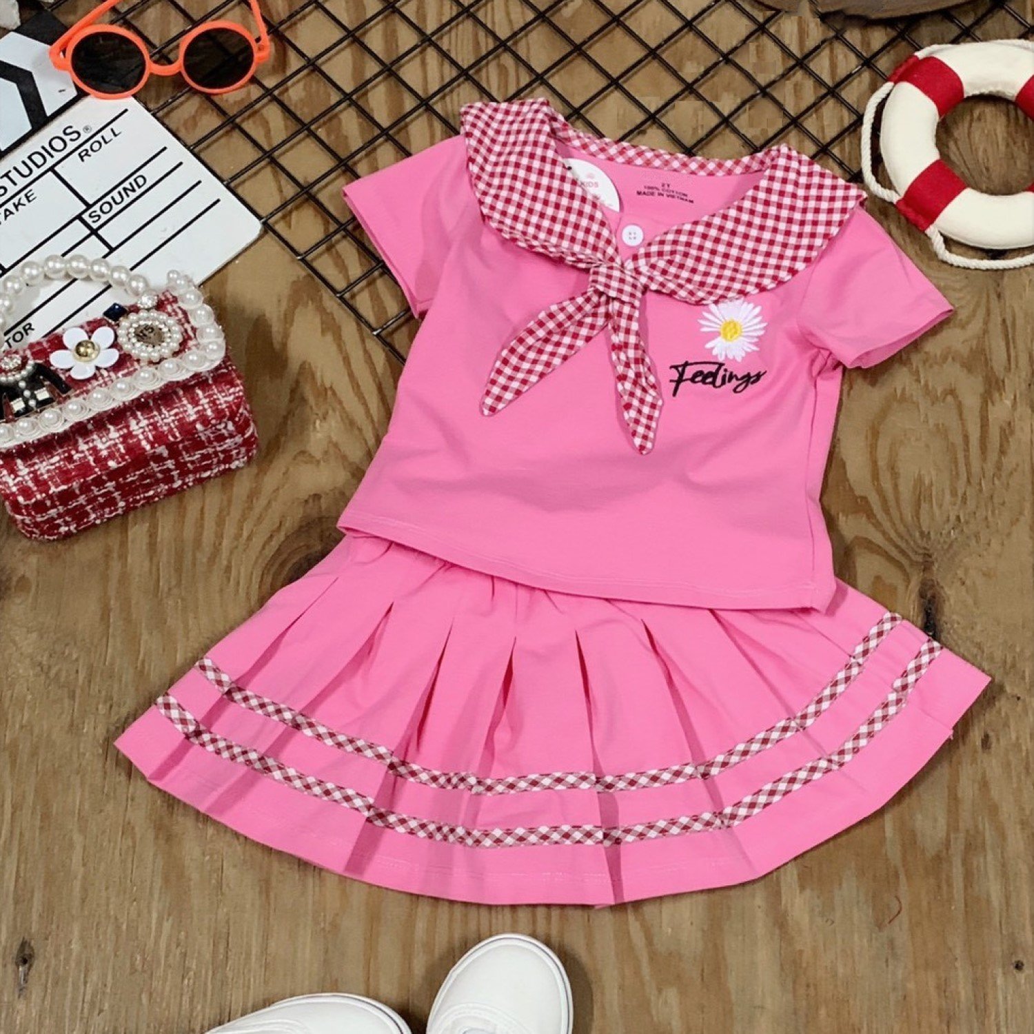 G00000415 Set áo và chân váy thủy thủ hồng cho bé gái, chất vải cotton 100%