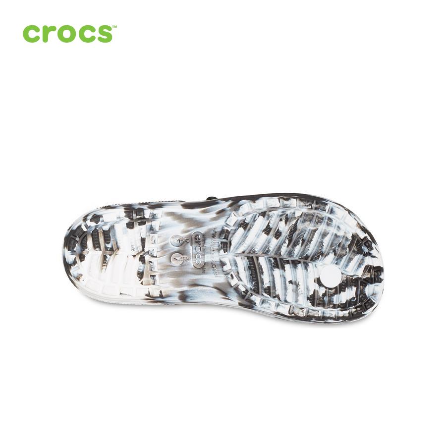 Dép xỏ ngón unisex Crocs FW Classic Flip U Marbled Blk/Whi - 207822-066