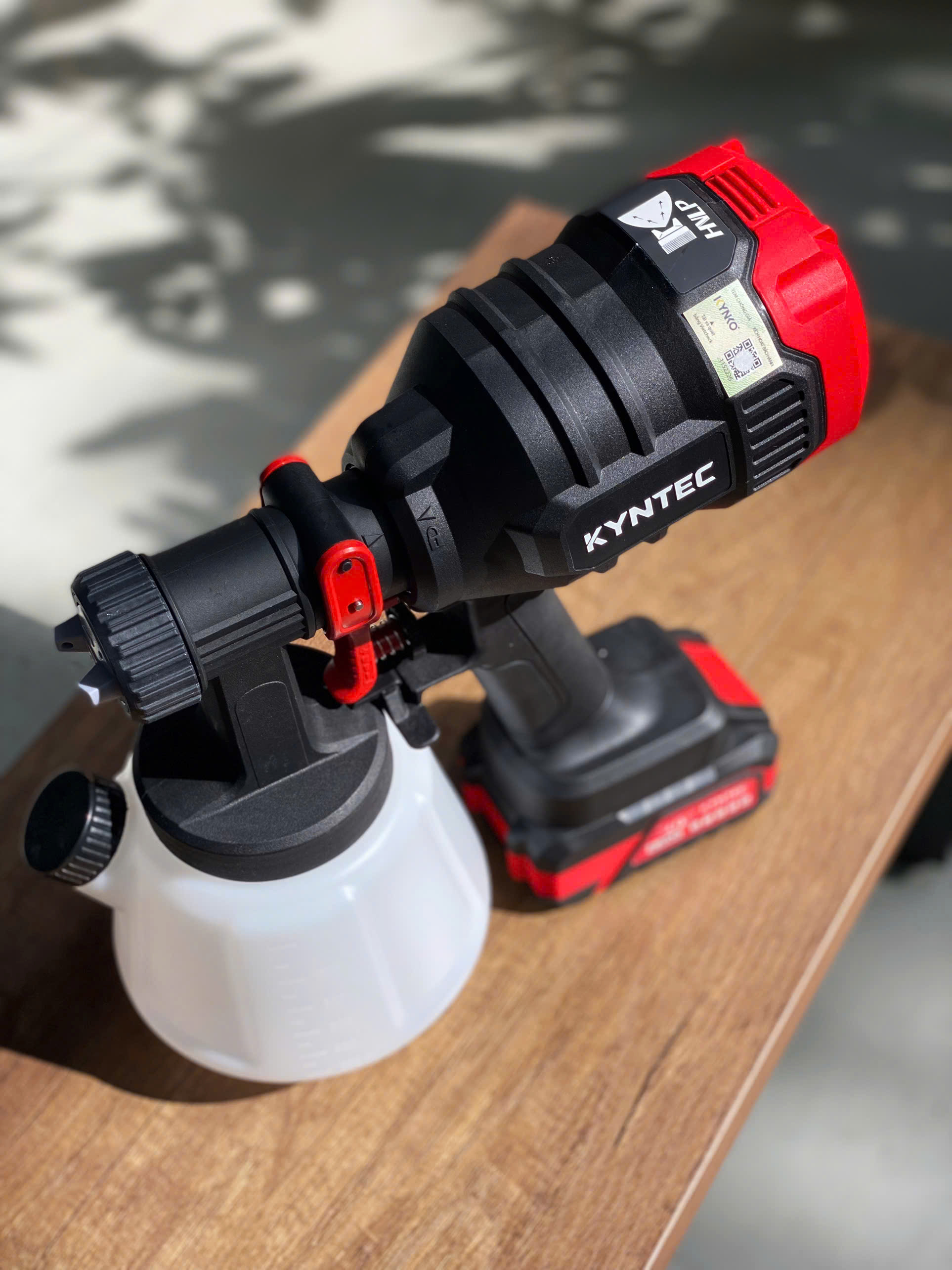 Thân máy phun sơn pin KYNKO KYNTEC 20V V20 - KT81 - 1200 (giá không gồm pin)
