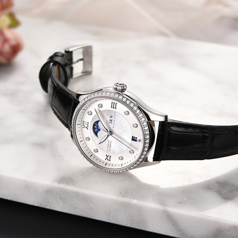 Đồng hồ nữ chính hãng I&amp;W CARNIVAL IW582G-2 Kính sapphire ,chống xước ,Chống nước 30m ,Bảo hành 24 tháng,Máy cơ (Automatic),dây da cao cấp, thiết kế đơn giản dễ đeo