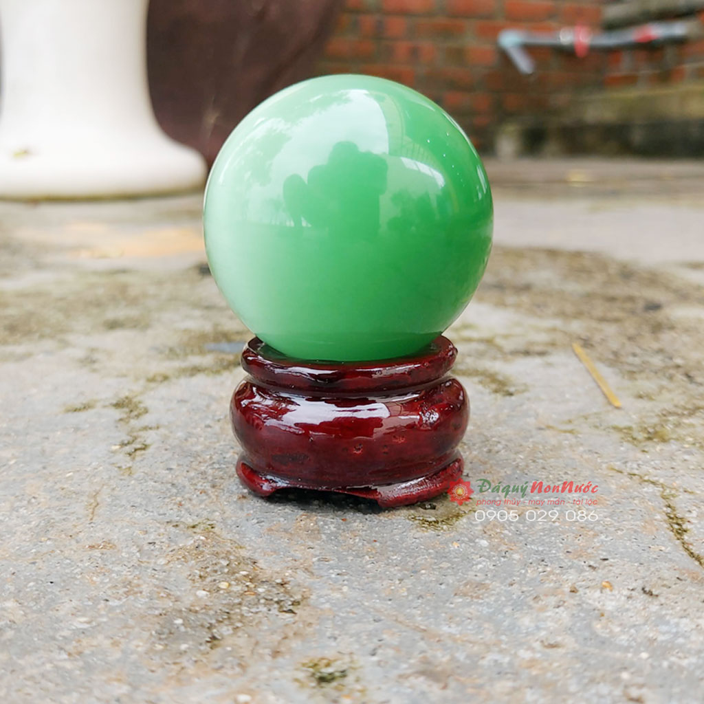 Quả cầu phong thủy năng lượng đá mắt mèo xanh lá 5cm