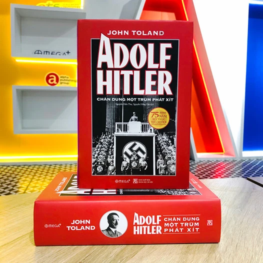 Sách Adolf Hitler – Chân Dung Một Trùm Phát Xít (Tái Bản 2018)