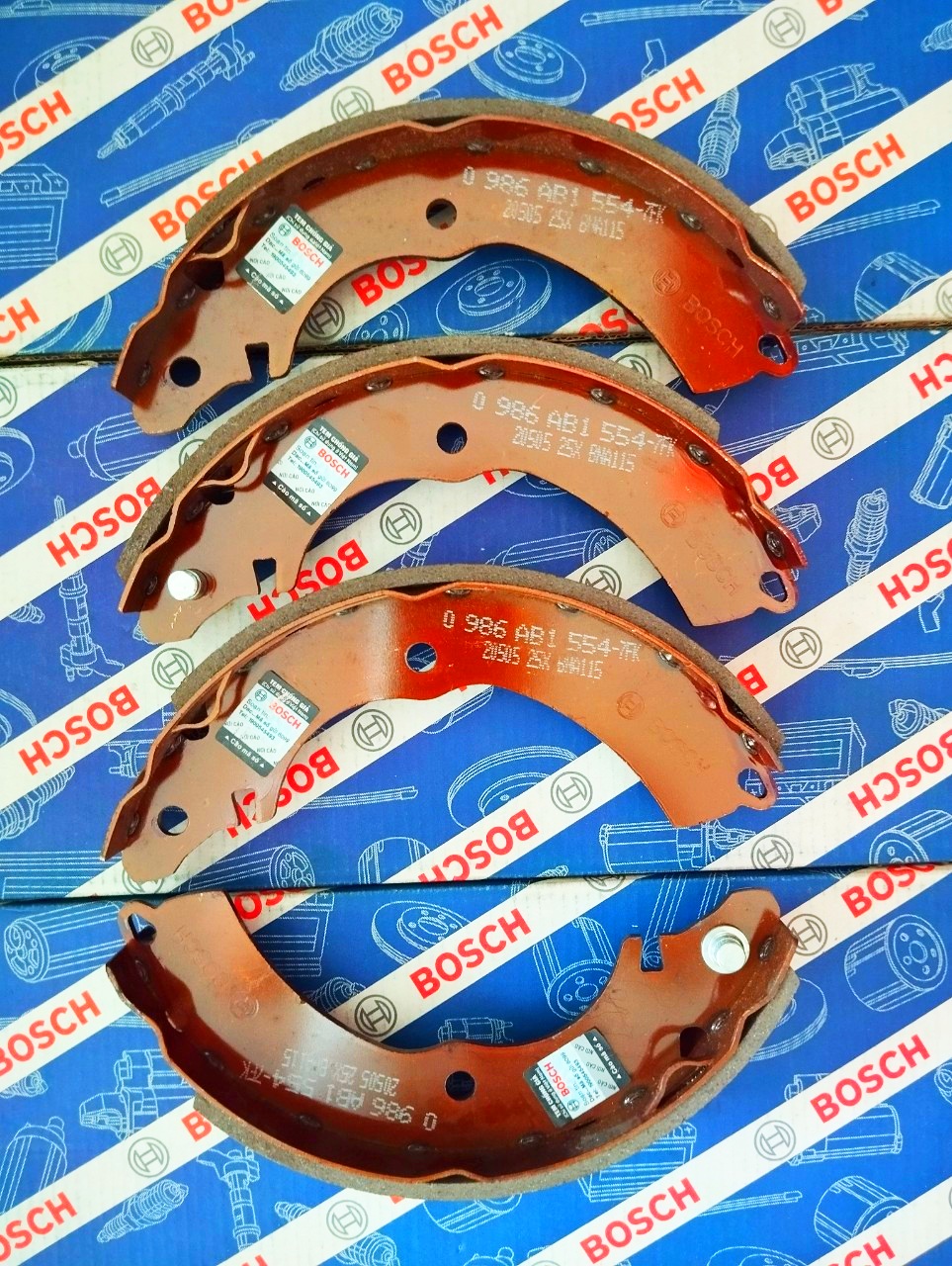 Bố Càng Sau Mitsubishi Lancer 1.5/1.6 Lancer 1.8 Lancer Gala 2.0 - Bosch BP 1554