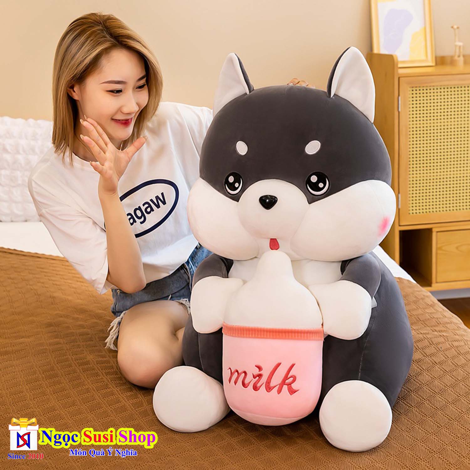 GỐI ÔM CHÓ HUSKY ÔM BÌNH SỮA KHỔNG LỒ SIÊU MỀM MỊN ÔM NGỦ