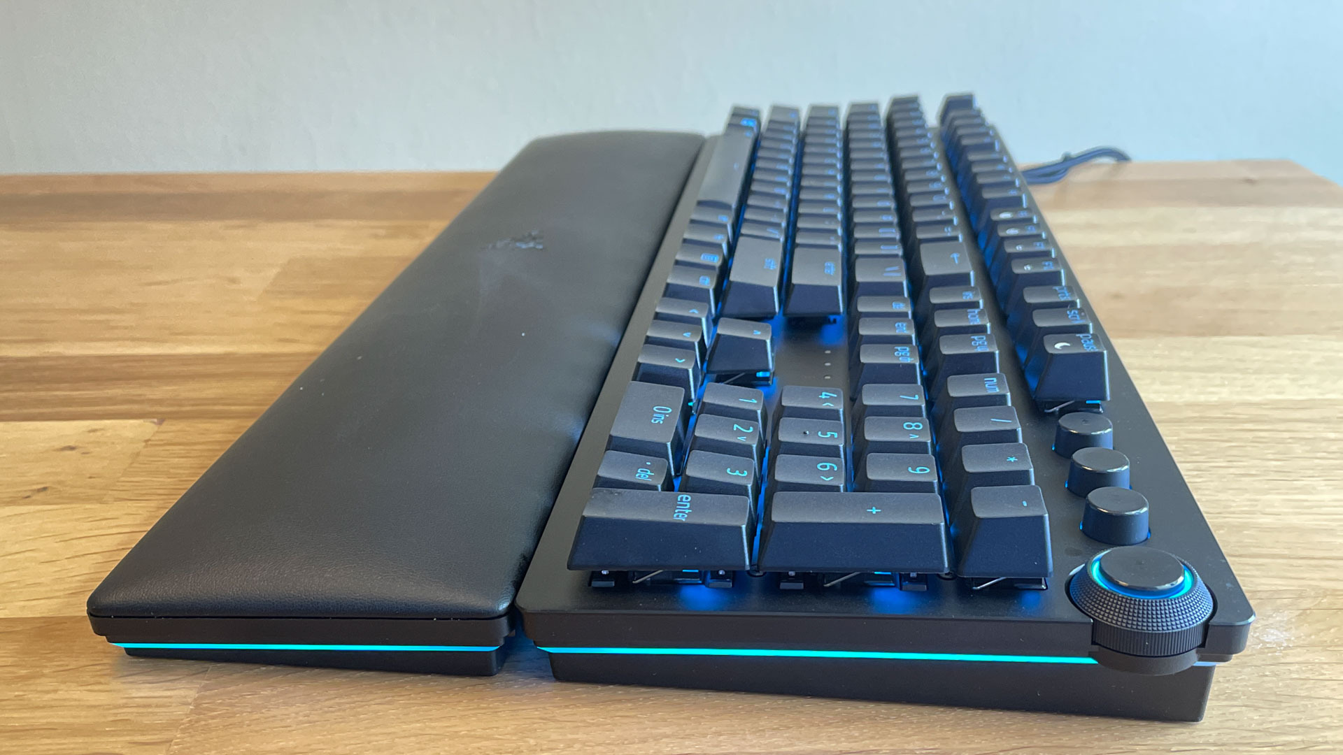 Bàn phím Razer Huntsman V2-Optical_Hàng chính hãng