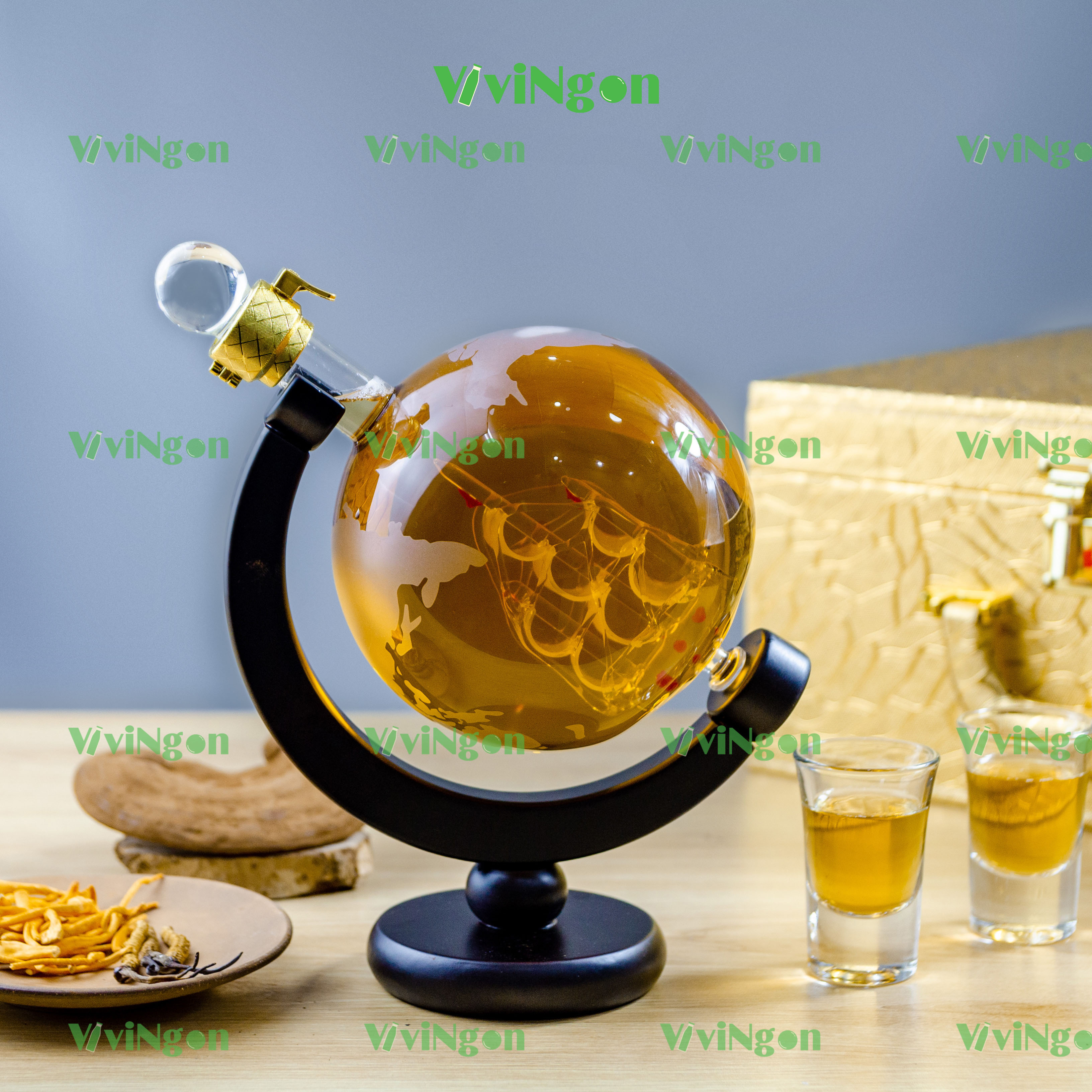 Bình đựng rượu thủy tinh hình quả cầu chứa chiếc thuyền kèm hộp mạ vàng sang trọng cao cấp, bình cao cấp 2023, medifun