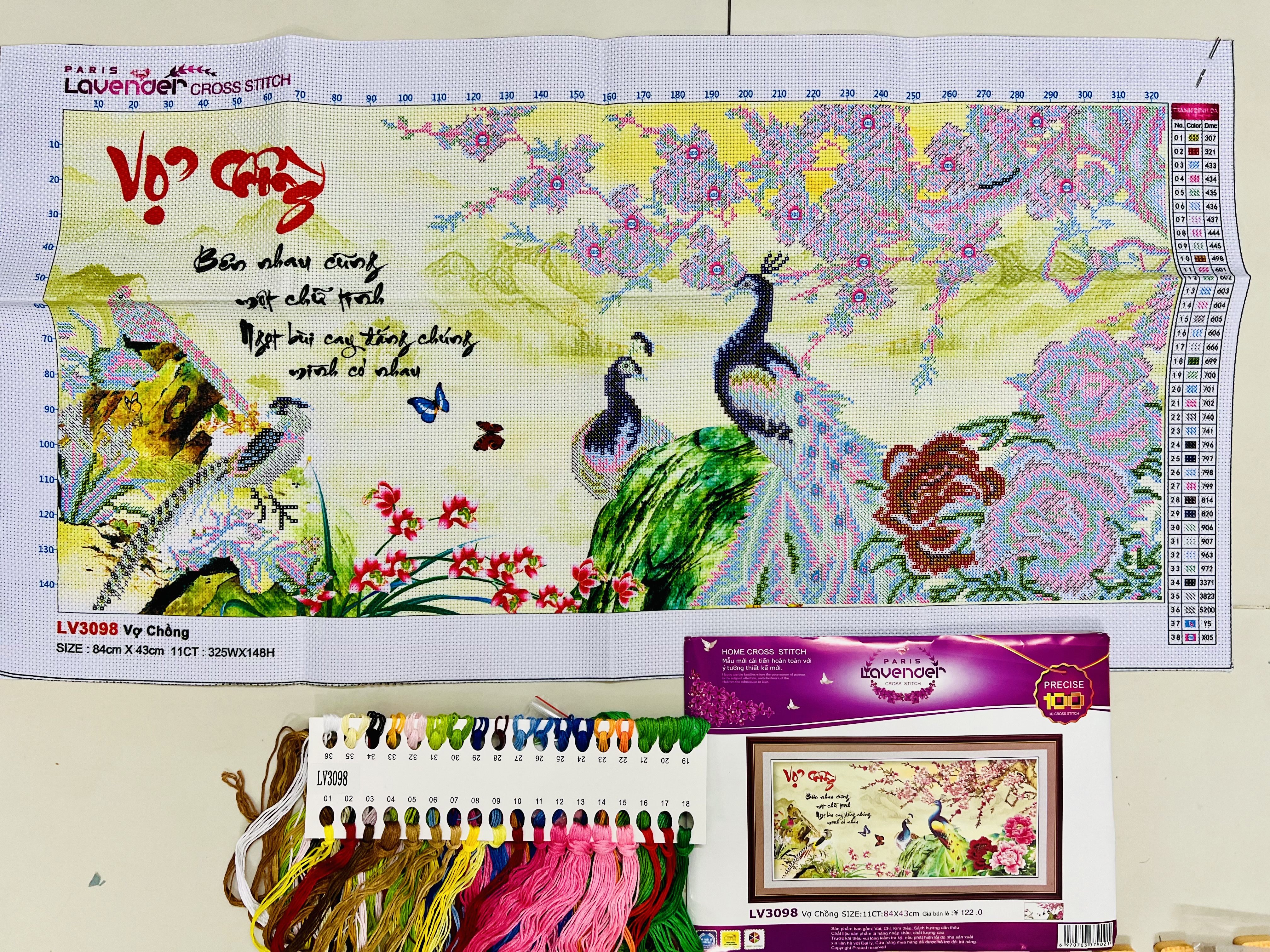 Tranh thêu chữ thập Vợ chồng lv3098, kích thước 84 x 43 cm