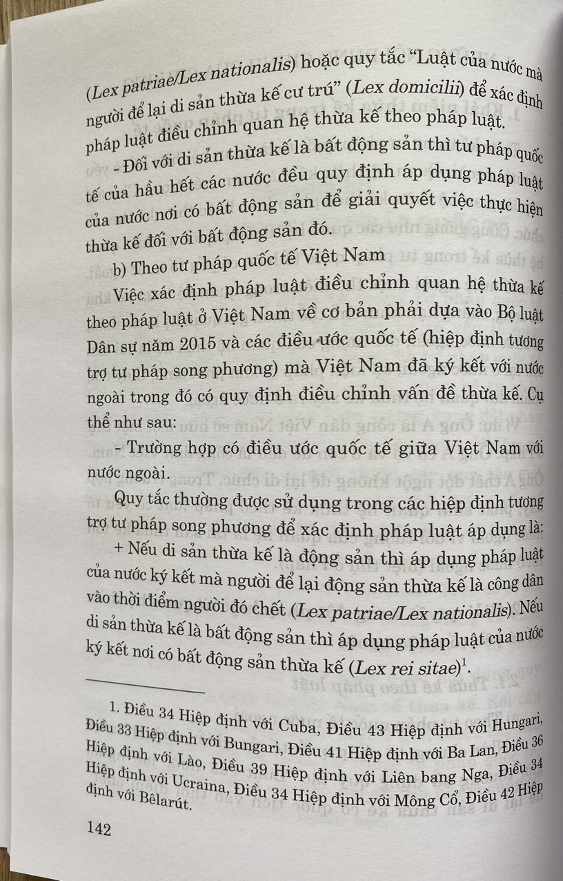 Hướng Dẫn Học Tư Pháp Quố Tế