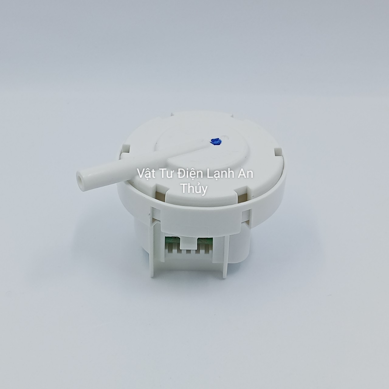 Phao áp lực máy giặt Aqua cửa ngang màu trắng - Van áp lực máy giặt Aqua cửa ngang màu trắng - Phao máy giặt Aqua trắng