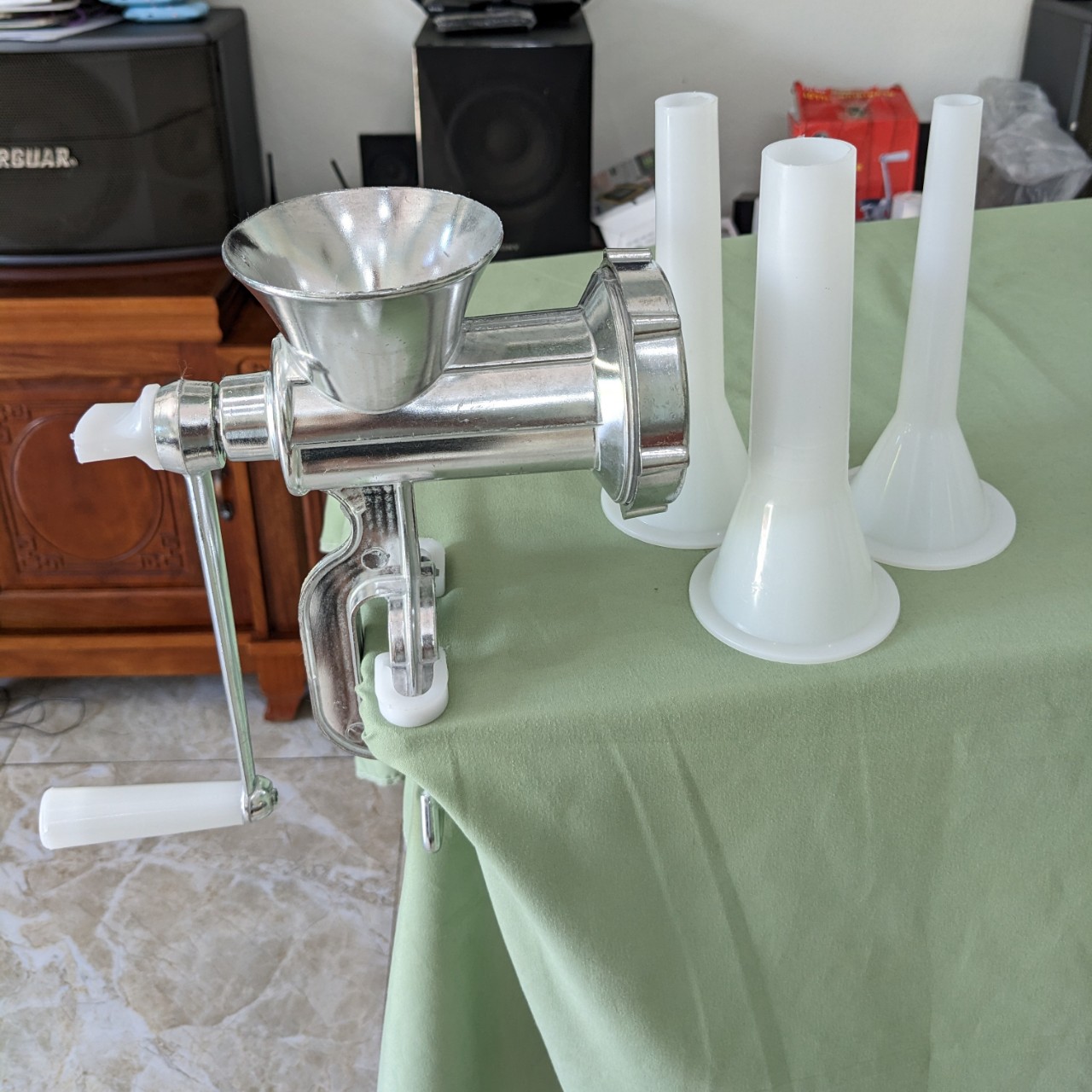 Máy Xay Thịt Bằng Gang Cỡ Đại Size 10 - Chất Lượng Cao, Kèm 3 Ống Nhồi Xúc Xích