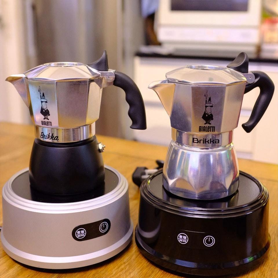 Combo pha Espresso tại nhà với Ấm Moka Bialetti Brikka đi kèm với bếp đun Mini