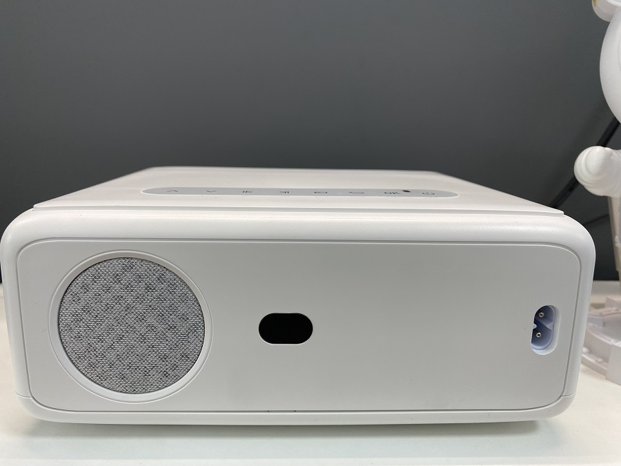 Máy Chiếu Z8 Fly - Full HD 1080P - Wifi |Tặng USB 64Gb Cảnh | Dùng Xem Phim, Đi Cảnh Bay Phòng, Youtube, Netflix