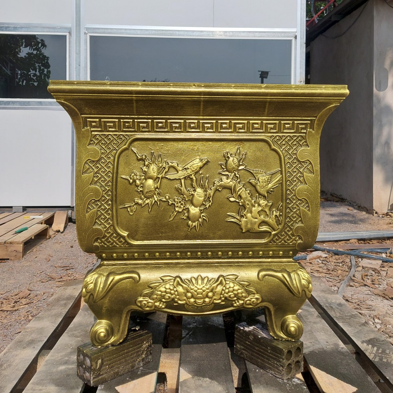 Khuôn chậu vuông 70 chân liền hoa văn thuyền, ngựa chất liệu nhựa abs siêu dày dặn