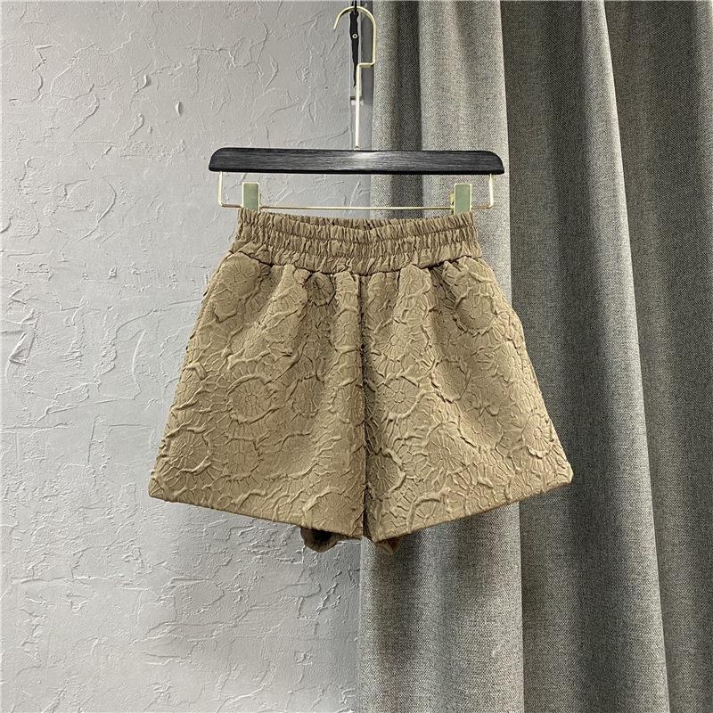 Quần Short Đùi Nữ Dập Nổi 3D Xốp Phồng CHIPY Cao Cấp Short Ống Rộng Sọt Lưng Thun Cạp Cao Sooc Ngắn Unisex Trắng Đen Xám
