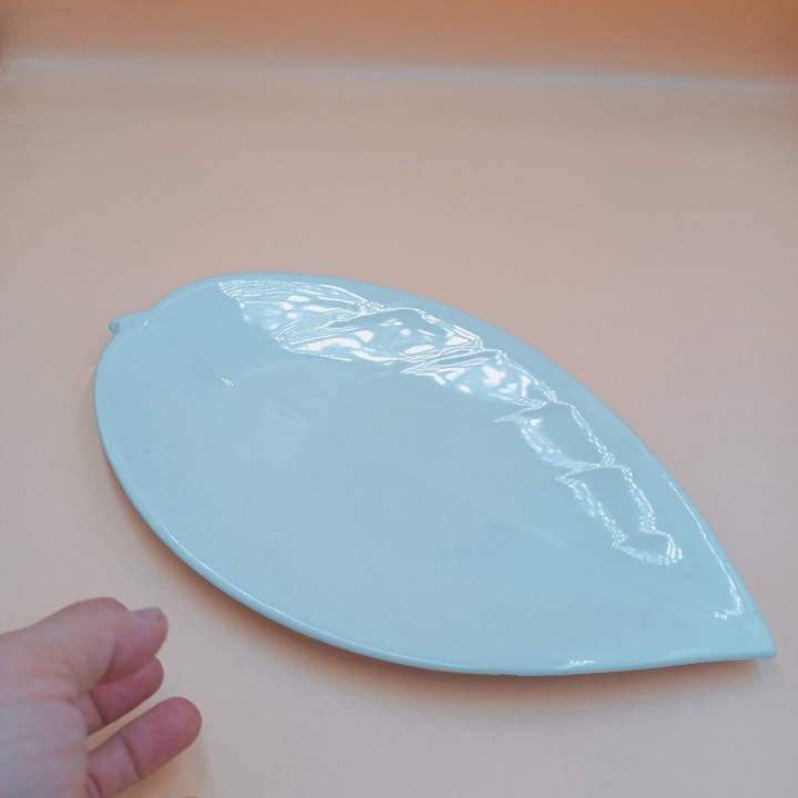 Dĩa Sứ Trang Trí Hình Lá Màu Trắng đường kính 30cm sứ long phương cao cấp