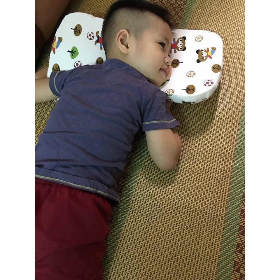 Gối cao su non trẻ em