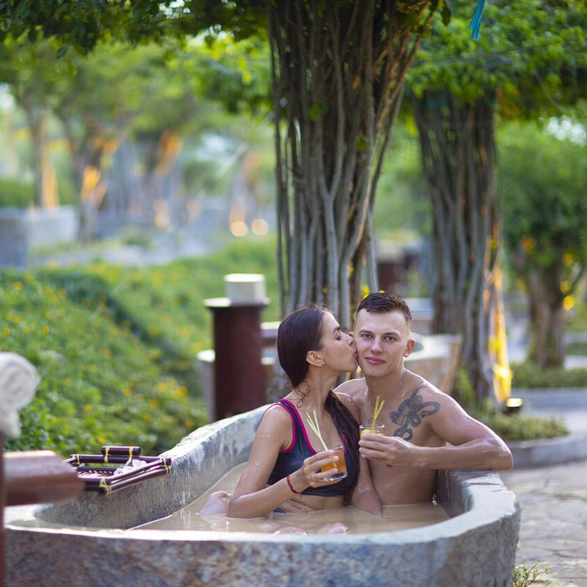 Vé Tắm Bùn Hòn Tằm - Merperle Hòn Tằm Resort Nha Trang 5*.