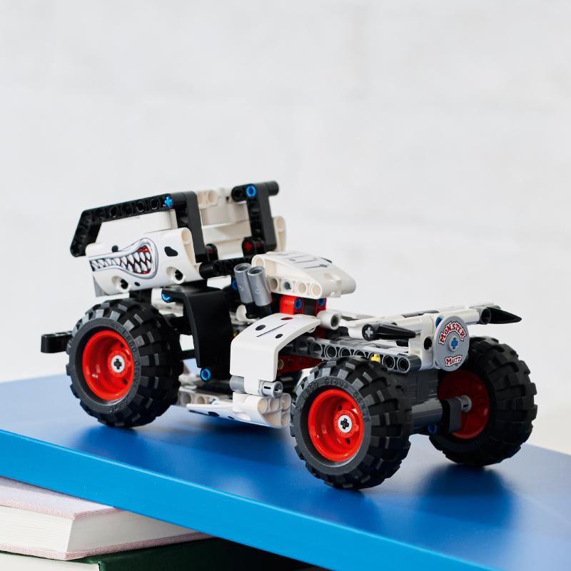 Đồ Chơi Lắp Ráp LEGO Technic Chiến Xe Mutt Dalmatian 42150
