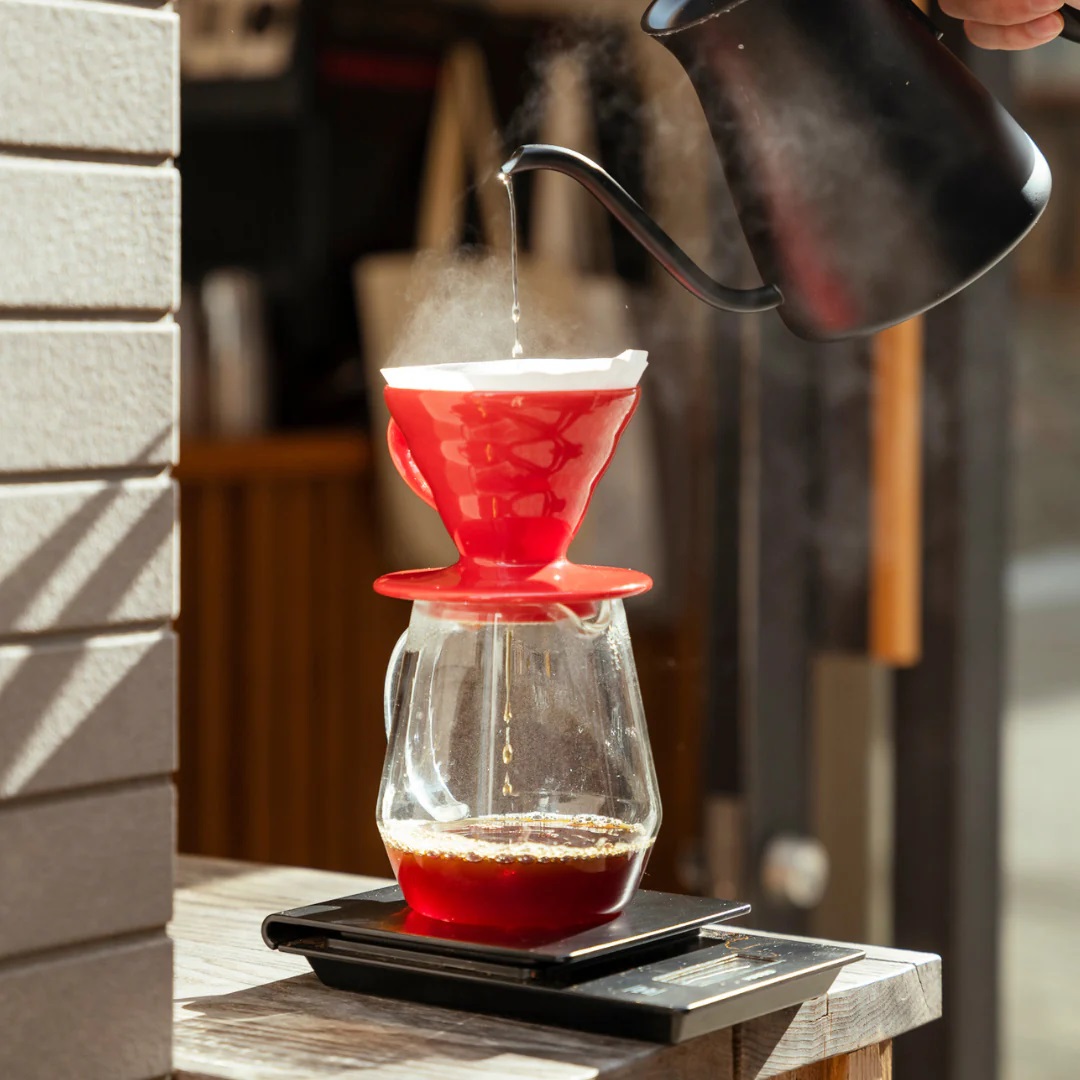 Phễu Pha Cà Phê Gốm Sứ Màu Đỏ 1 Cup Hario V60 Coffee Dripper Ceramic 01 Red VDC-01R