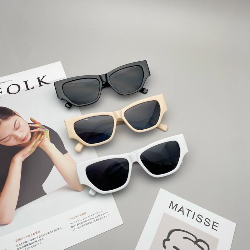 Kính thời trang mắt vếch 2021 Bisou.accessories