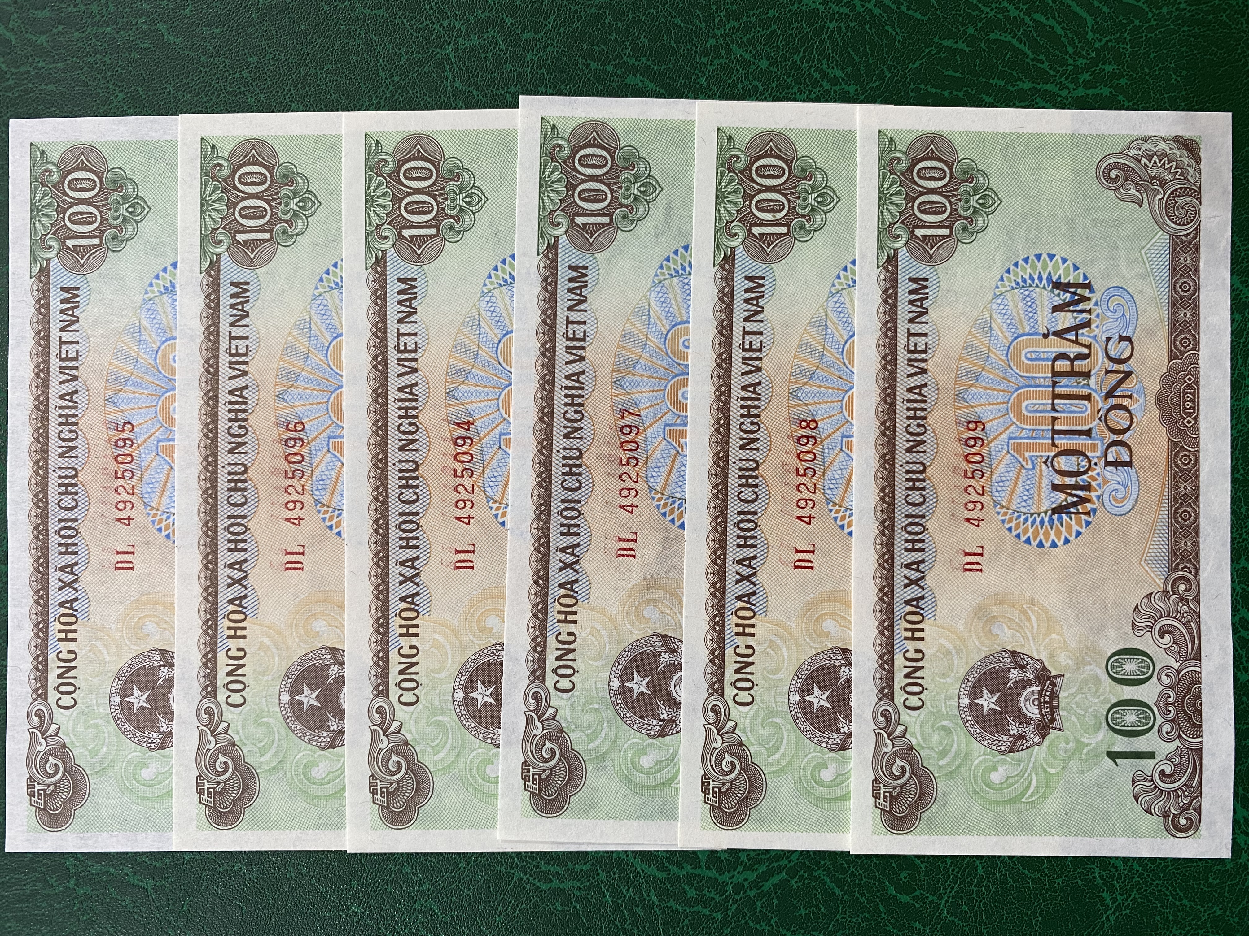 Tờ 100 đồng xưa năm 1991