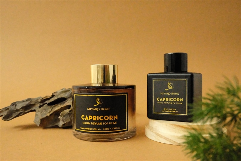 Tinh dầu nước hoa thơm phòng CAPRICORN - 100ml