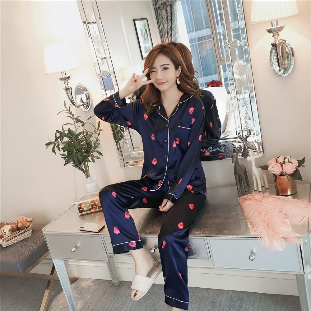 Bộ Đồ Ngủ Lụa Pijama Dài Họa Tiết Trái Dâu Cực Đáng Yêu CDANP13