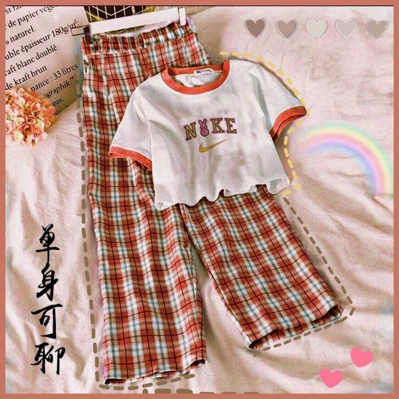 Set áo croptop cuốn biên kèm quần sọc caro chất áo cotton kèm quần kate-N