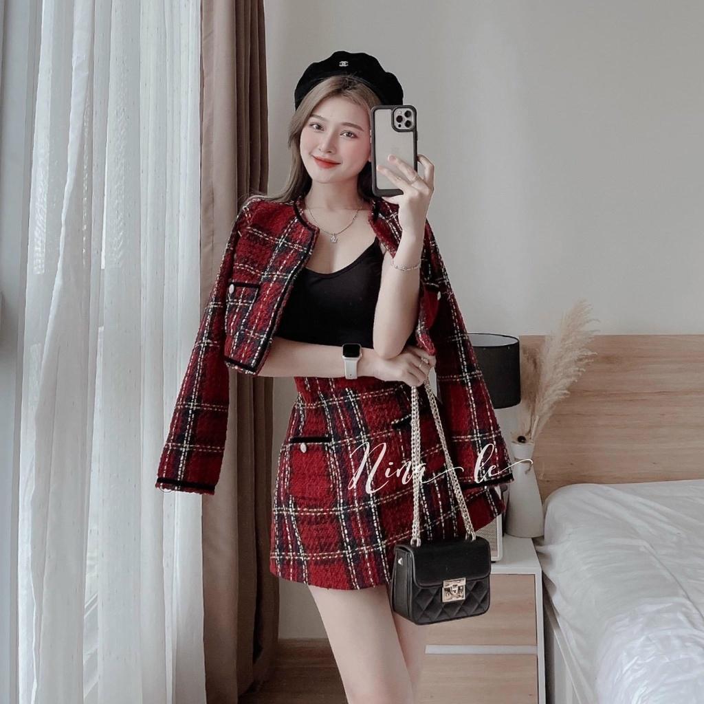 Set 3 món dạ caro đỏ khoác crop cổ tròn áo 2 dây đen chân váy ngắn mẫu chị nina lê