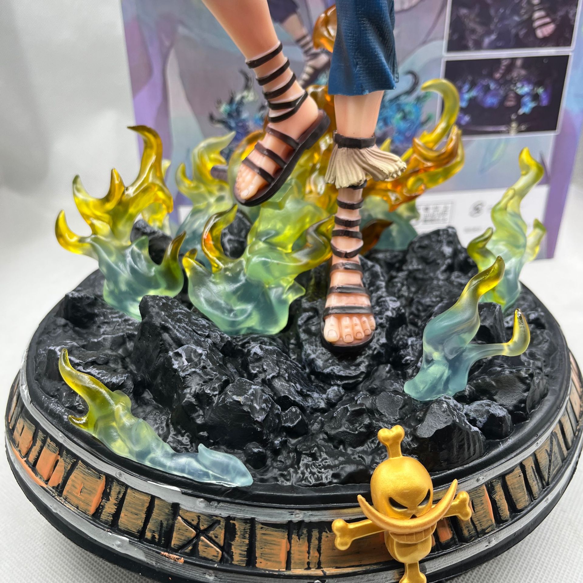 Mô hình loại to lớn Marco Phượng Hoàng thành viên băng râu trắng Anime One Piece Luffy 2090 3