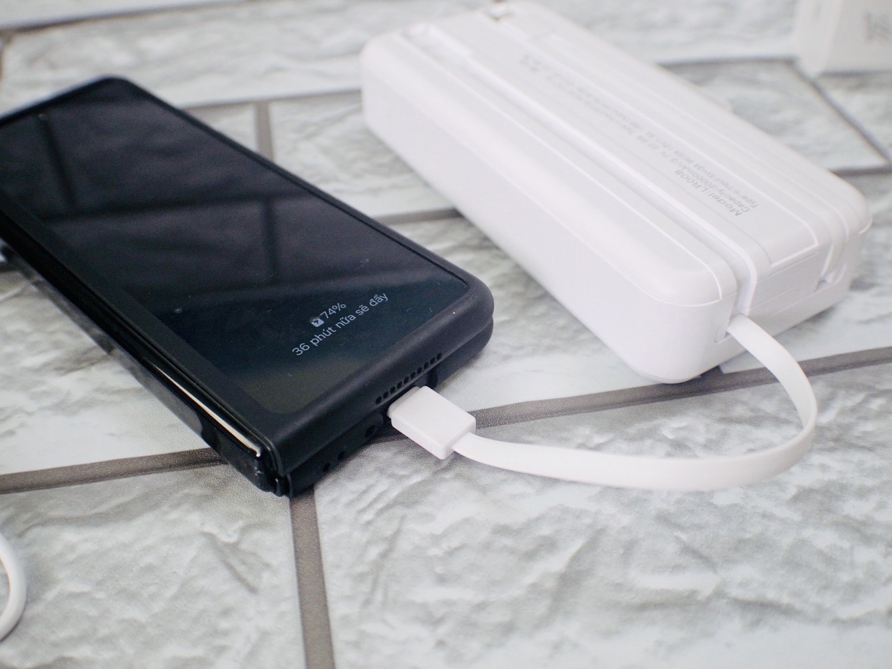 Pin Sạc Dự Phòng 20000mAh Linrui LR008 Có Hỗ Trợ Sạc Nhanh, 2 Cổng USB Và Cổng Type C - Hàng Chính Hãng