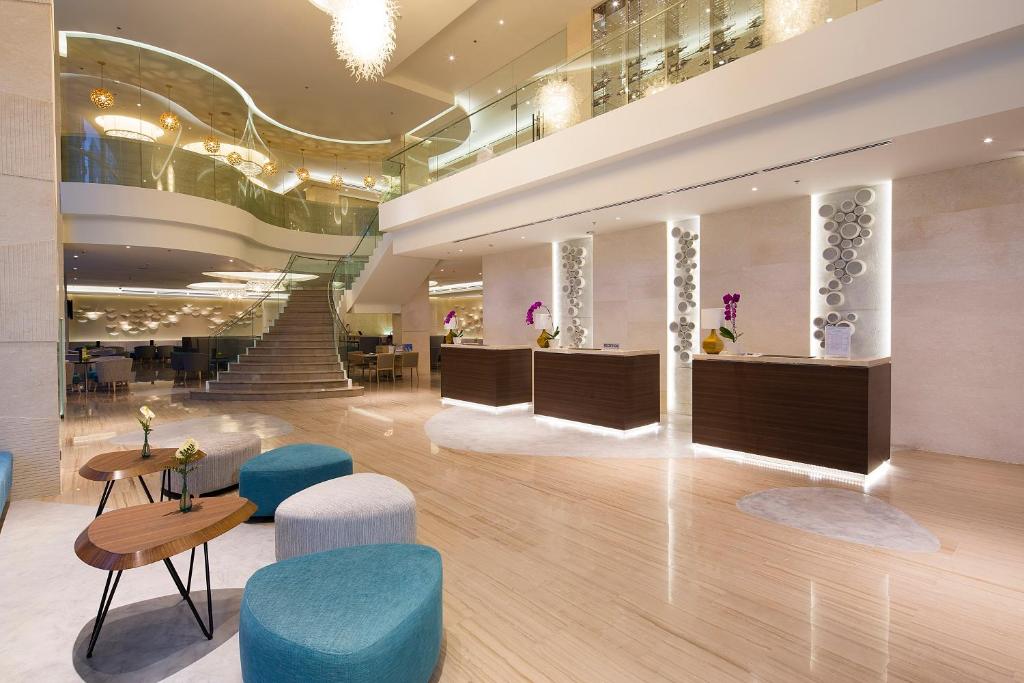 Combo 4N3D KS Liberty Central Hotel Nha Trang: VMB khứ hồi Hà Nội - Nha Trang + Phòng Tiêu Chuẩn + Ăn sáng