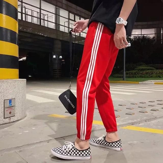 QUẦN JOGGER THỂ THAO SỌC TRẮNG