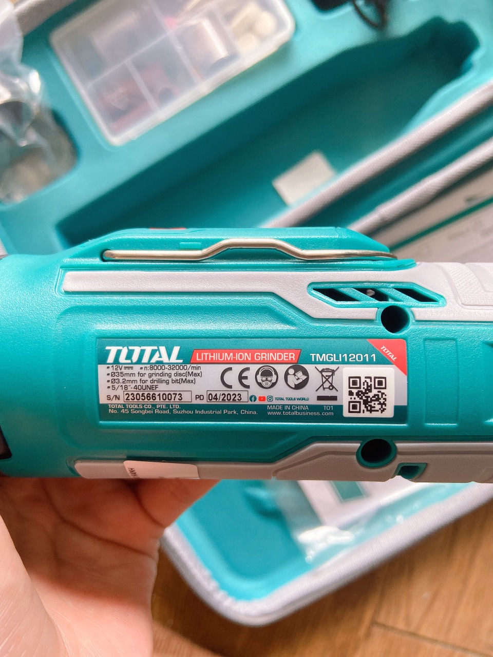 Máy mài  khuôn dùng  pin Lithium- ion 12V TOTAL TMGLI12011