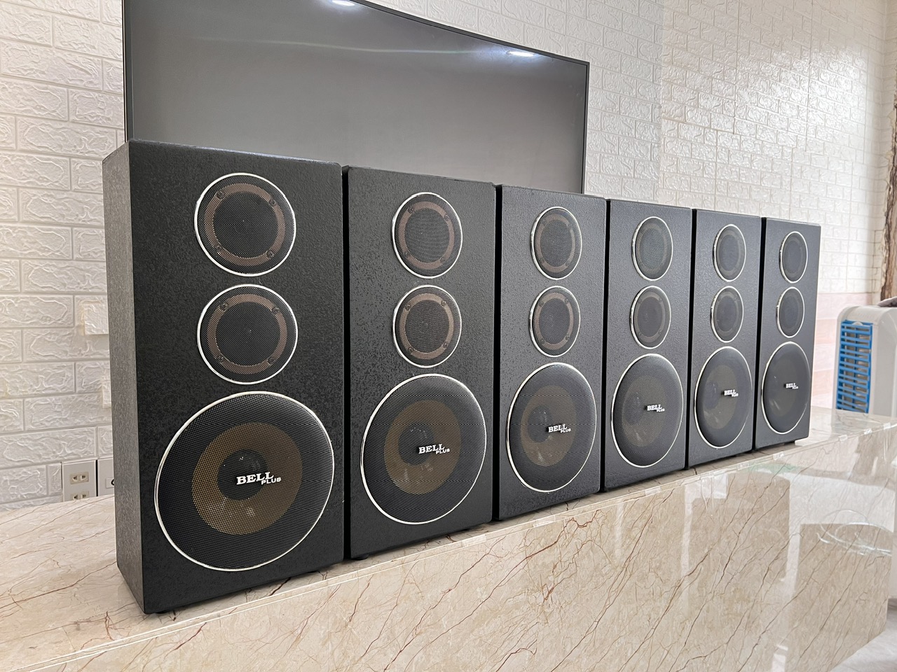 LOA ĐỨNG NHỎ GỌN BASS 16 VÀ 1 CHÉP CHUYÊN QUÁN CAFE HỘI TRƯỜNG PHÒNG HỌP V,V, (GIÁ 1 CẶP) HÀNG CHÍNH HÃNG