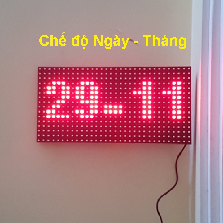 Đồng hồ Led Matrix, Led P10 siêu to khổng lồ - Treo tường, để bàn