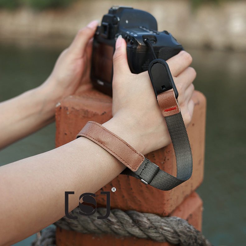 Dây máy ảnh đeo cổ tay hand strap quick release A92