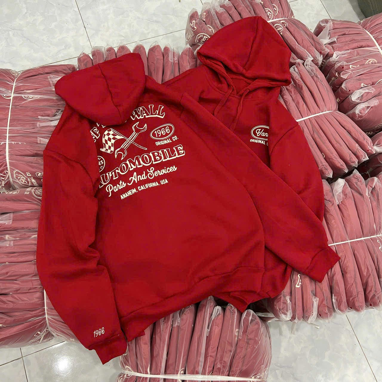 Áo hoodie chất nỉ nón 2 lớp dày mềm mịn, from dưới 70kg, áo khoác hoodie nam nữ màu đỏ In Chữ outomobile Siêu Đẹp Vải Nỉ Ngoại